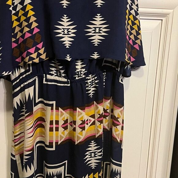 Multi color beautiful jumper
Eight Sixty Sz M - Picture 4 of 10